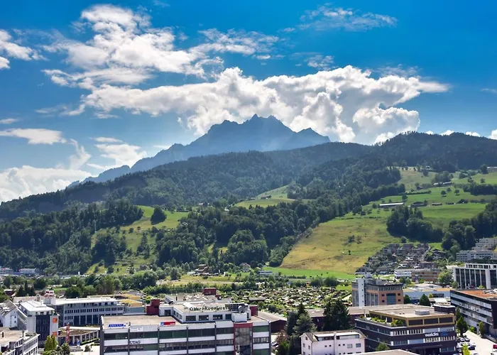 AirHosted - Luzern Vacation Home Rentals